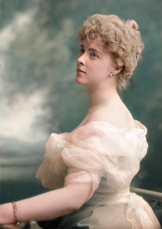 Daisy von Pless; portret księżnej wykonany w atelier Jamesa Lafayette