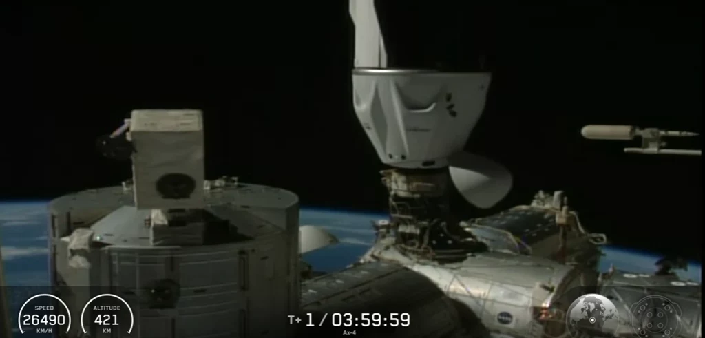 Dragon dotarł na ISS! Dragon dotarł na ISS!