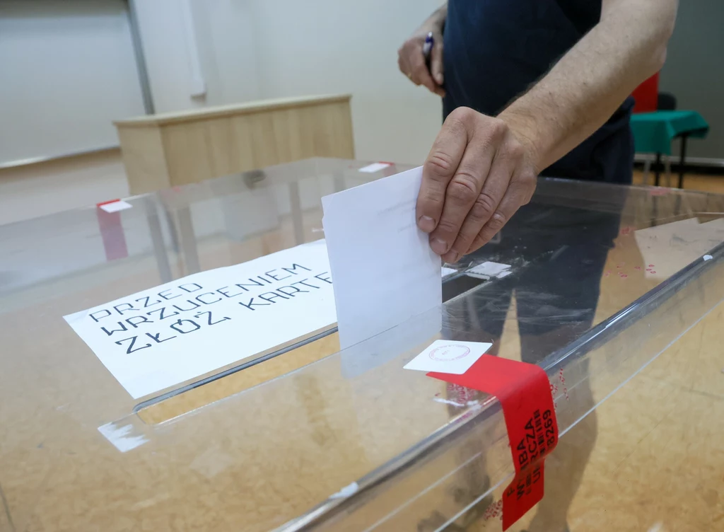 Prokuratura wszczyna śledztwo ws. nieprawidłowości w jednej z gdańskich komisji wyborczych Prokuratura wszczyna śledztwo ws. nieprawidłowości w jednej z gdańskich komisji wyborczych