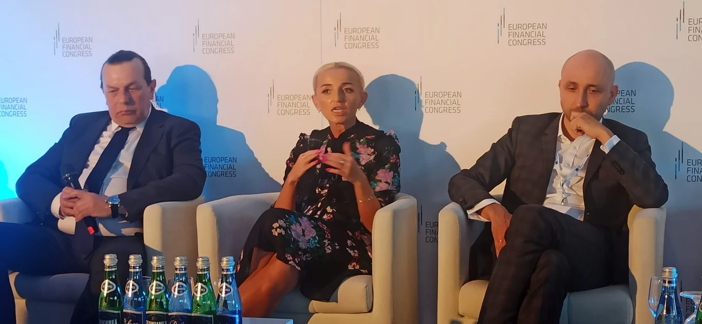 "Jesteśmy bankiem rozwoju. Wspieramy zieloną transformację miast" mówiła podczas XV Europejskiego Kongresu Finansowego w Sopocie prof. Marta Postuła, pierwsza wiceprezes zarządu Banku Gospodarstwa Krajowego/fot. INTERIA