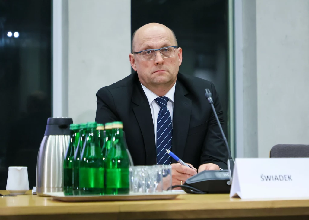 Prok. Bilewicz złożył w czwartek zeznania przed komisją śledczą ds. Pegasusa Prok. Bilewicz złożył w czwartek zeznania przed komisją śledczą ds. Pegasusa
