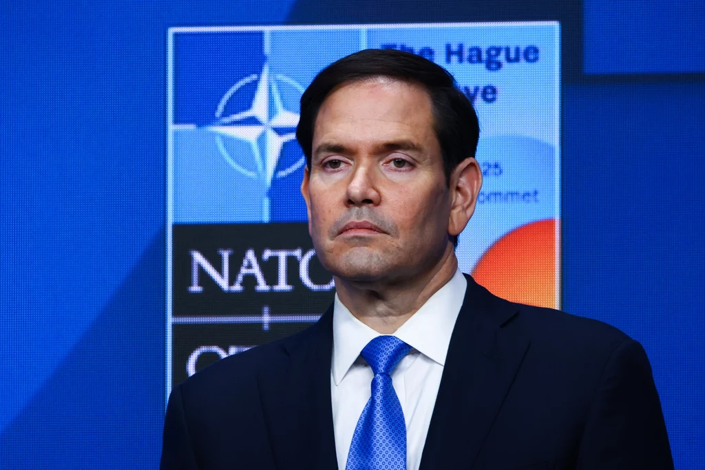Marco Rubio może utrzymać finansowanie niektórych programów zajmujących się ściganiem zbrodni wojennych Marco Rubio może utrzymać finansowanie niektórych programów zajmujących się ściganiem zbrodni wojennych