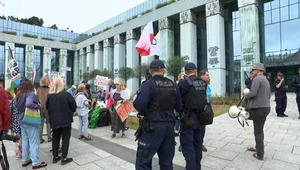 Sąd Najwyższy rozpatruje jawnie protesty wyborcze. Demonstracje przed budynkiem