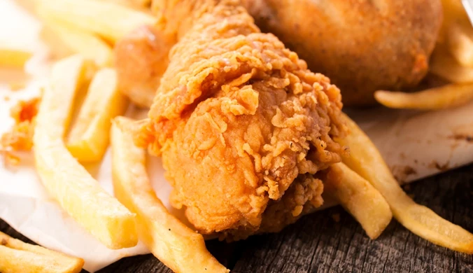 KFC zamyka wszystkie restauracje. Sprzedawali przeterminowane kurczaki