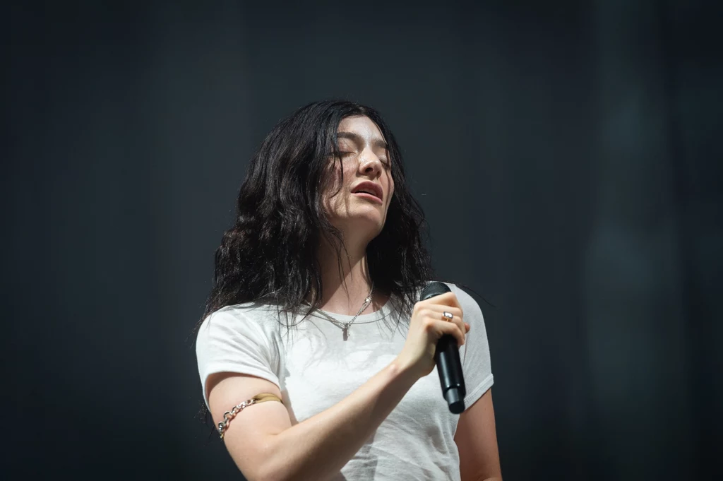 Lorde "Virgin" Lorde "Virgin"