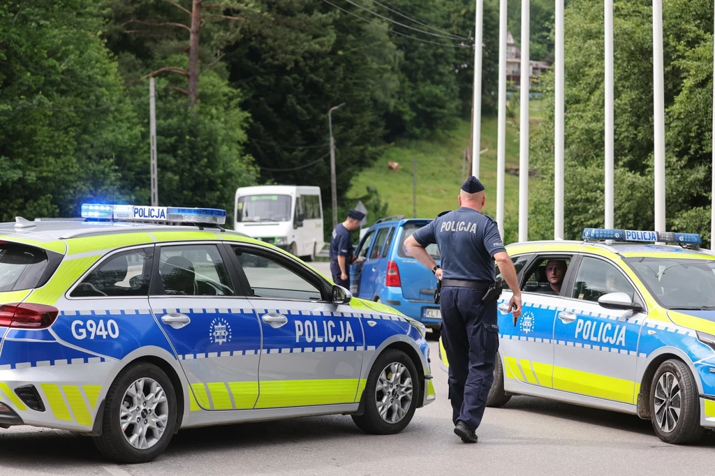 Trwa obława na 57-latka podejrzewanego o zabójstwo w Starej Wsi Trwa obława na 57-latka podejrzewanego o zabójstwo w Starej Wsi