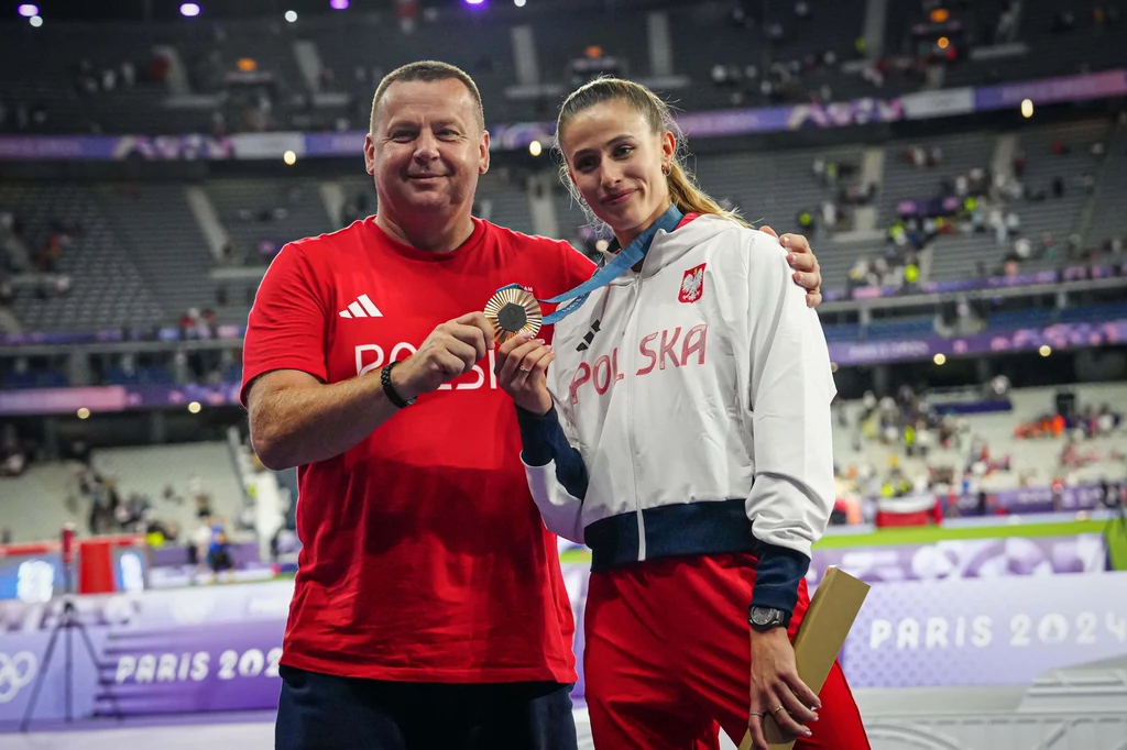 Natalia Bukowiecka z trenerem Markiem Rożejem