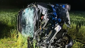 Pijana 27-latka w ciąży prowadziła samochód. Auto dachowało, w środku było sześcioletnie dziecko