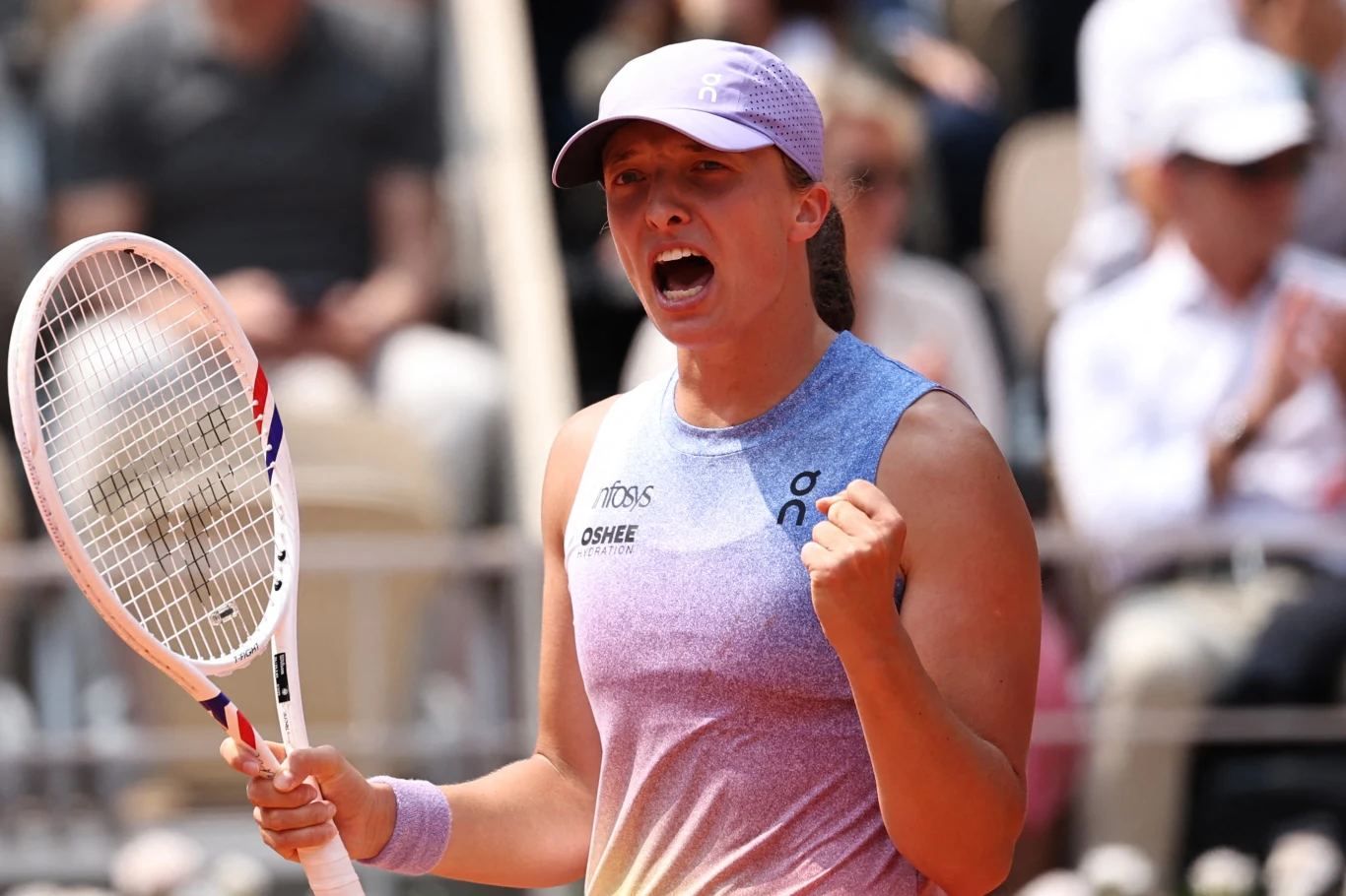 Iga Świątek ma powody do radości po turnieju WTA 500 w Bad Homburg Iga Świątek ma powody do radości po turnieju WTA 500 w Bad Homburg