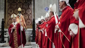Powrót do tradycji odrzuconej przez Franciszka. Wśród wyróżnionych Polacy