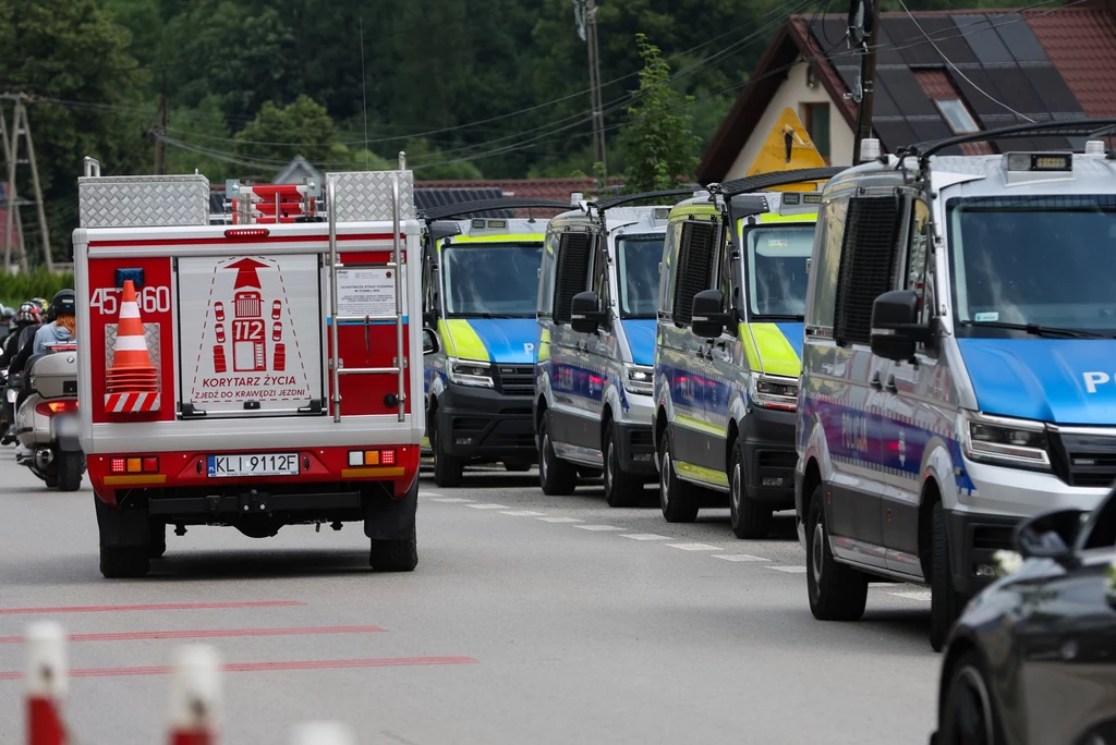 Alert RCB w powiecie limanowskim. Służby wydały zakaz Alert RCB w powiecie limanowskim. Służby wydały zakaz