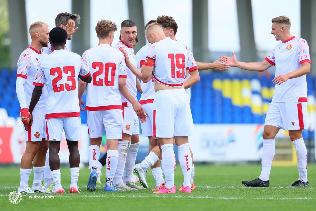 Widzew ma już siedmiu nowych zawodników Widzew ma już siedmiu nowych zawodników