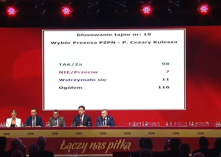 screen: YouTube - Łączy nas Piłka screen: YouTube - Łączy nas Piłka