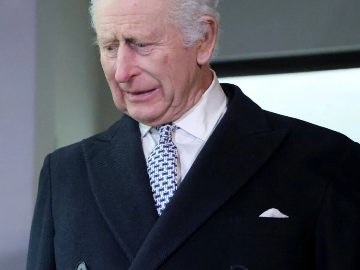 Król Karol III Król Karol III