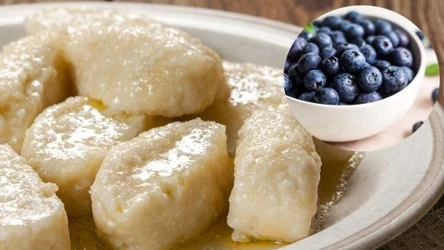 Zrób jagodowe kopytka, póki trwa sezon na jagody. 