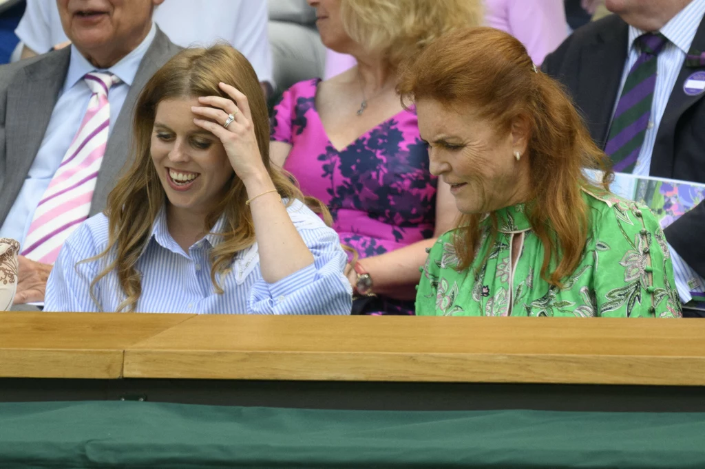 Księżniczka Beatrycze i jej matka Sarah Ferguson zasiadły na trybunach Wimbledonu 