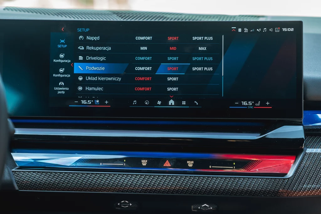 BMW M5 Touring pozwala na indywidualne skonfigurowanie pracy wielu podzespołów BMW M5 Touring