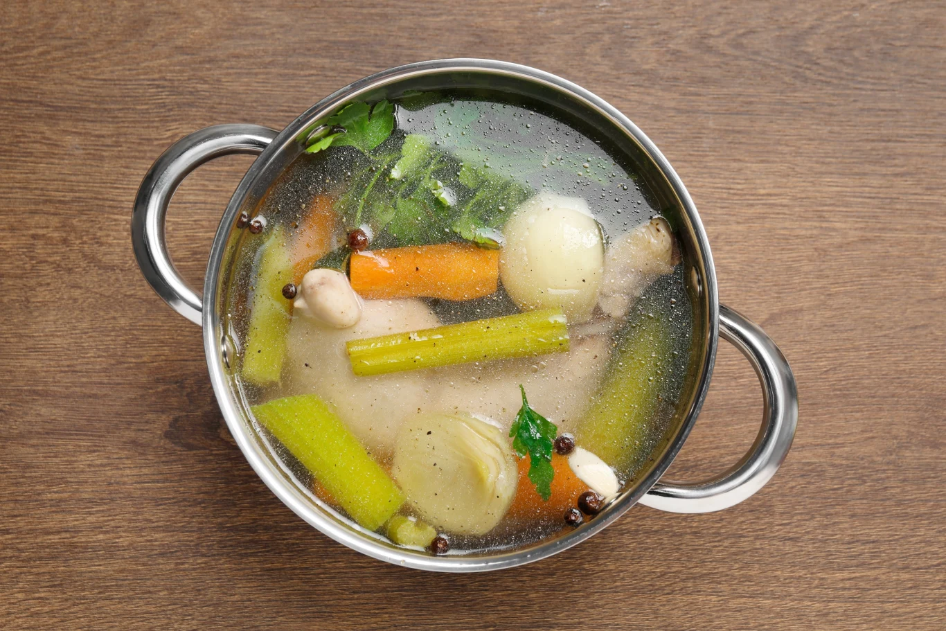 Co zrobić, żeby rosół był klarowny? Co zrobić, żeby rosół był klarowny?