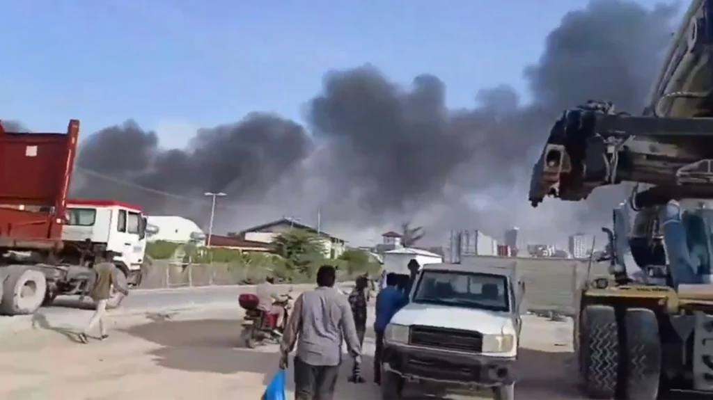 Somalia. Katastrofa wojskowego śmigłowca w stolicy kraju Mogadiszu Somalia. Katastrofa wojskowego śmigłowca w stolicy kraju Mogadiszu