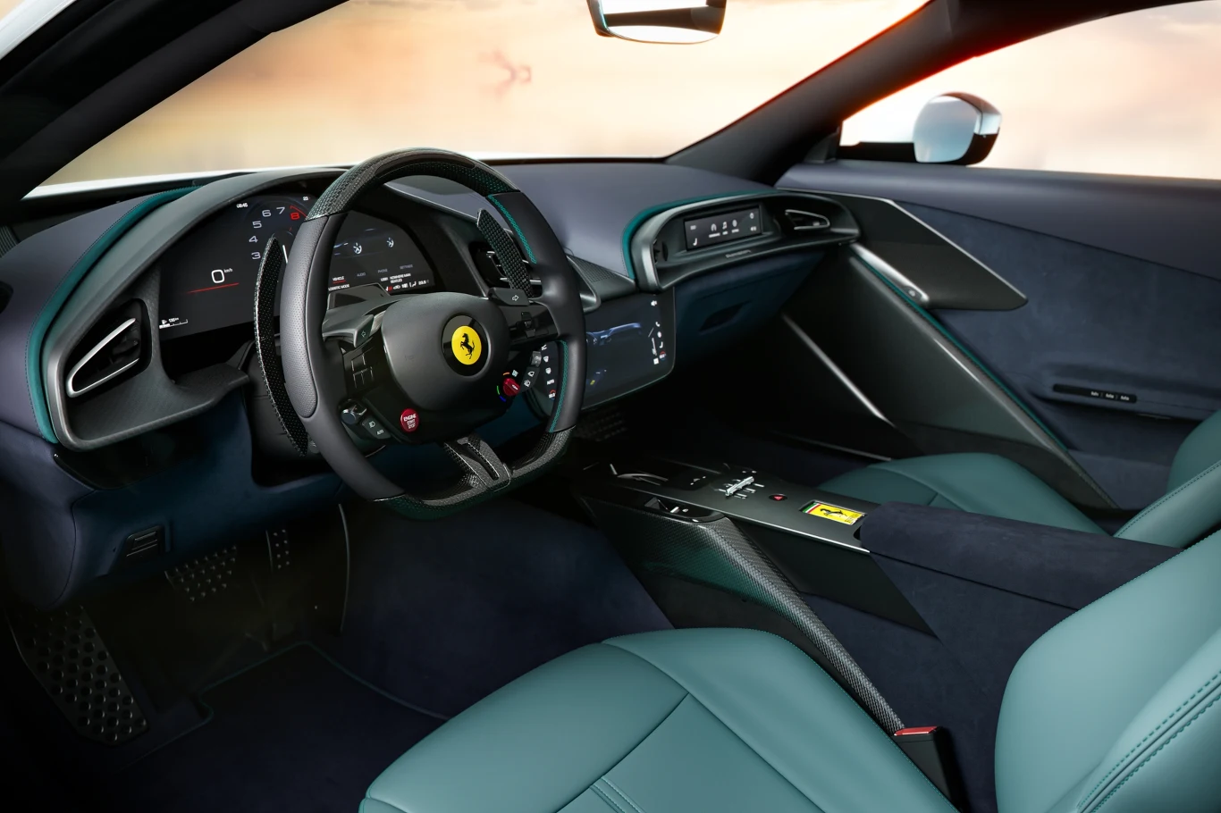 Nowoczesne, luksusowe wnętrze samochodu sportowego Ferrari z cyfrowymi wskaźnikami, sportową kierownicą i wysokiej jakości wykończeniem siedzeń oraz paneli.