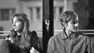 Izabella Dudziak i Mateusz Więcławek w filmie "Nic poważnego"