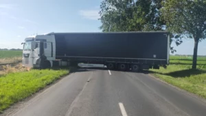 Od kuriozalnego pomysłu do realizacji. Zablokował drogę na kilka godzin
