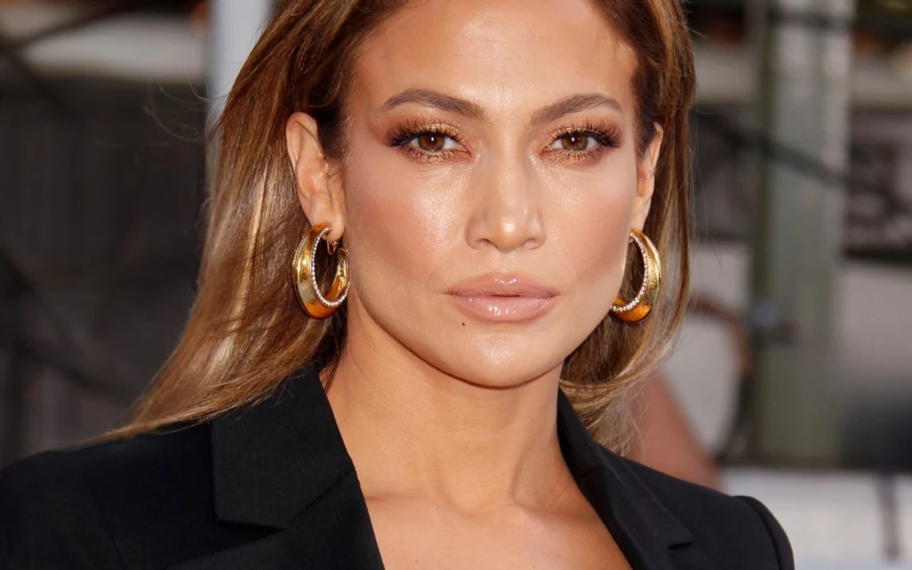 Jennifer Lopez zawsze zachwyca makijażem 