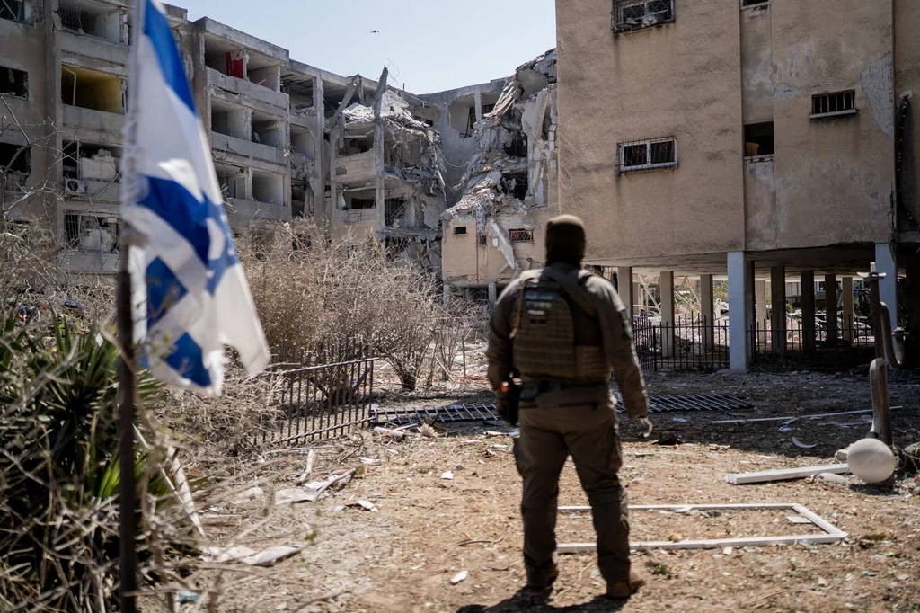 Izrael myśli o zawieszeniu broni z Hamasem Izrael myśli o zawieszeniu broni z Hamasem