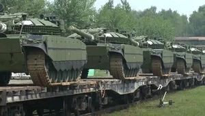 Ogromny transport najnowszych czołgów. Rosjanie odpowiadają