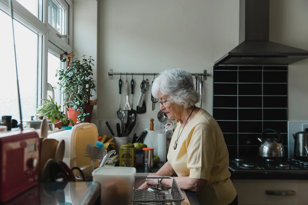 Dlaczego upały są groźne dla seniorów i osób z chorobami serca?