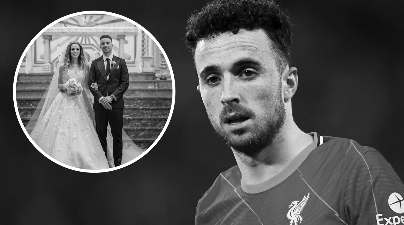 Diogo Jota kilka dni przed śmiercią wziął ślub Zbliżenie mężczyzny w sportowej koszulce z widocznym herbem drużyny oraz logo sponsora, w tle umieszczono okrągłe zdjęcie pary młodej pozującej razem na schodach w eleganckim stroju ślubnym.