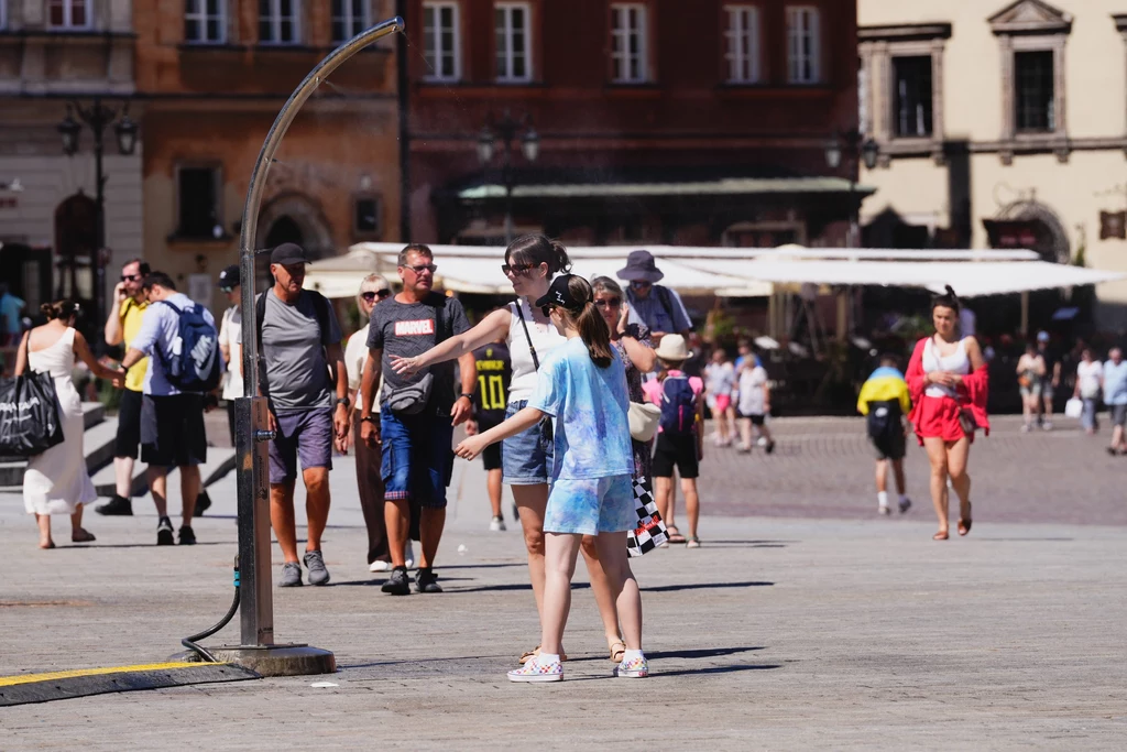 Fala upałów przetacza się przez Polskę. Ile pozostało nam do rekordu temperatury? Fala upałów przetacza się przez Polskę. Ile pozostało nam do rekordu temperatury?