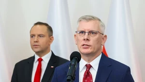 Sławomir Cenckiewicz (po prawej) został zapowiedziany przez Karola Nawrockiego jako przyszły szef BBN
