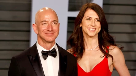 Po 25 latach małżeństwa Bezos zostawił ją dla Lauren Sanchez. Co dziś robi była żona miliardera, MacKenzie Scott? 