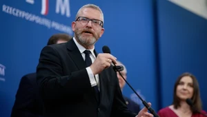 Grzegorz Braun w prokuraturze. Usłyszał zarzuty