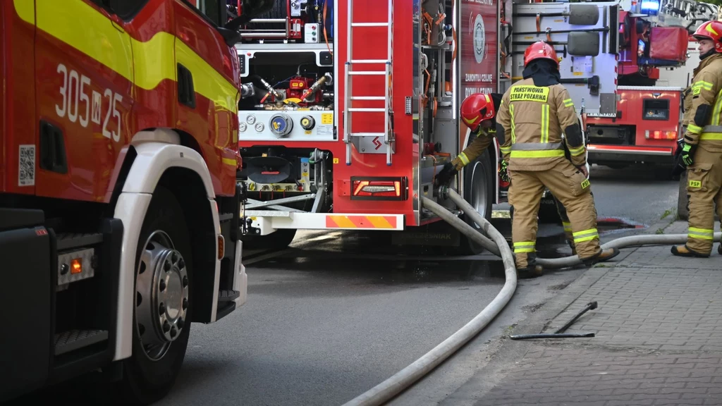Pożar sklepu Biedronka. Ewakuowano 12 osób Pożar sklepu Biedronka. Ewakuowano 12 osób