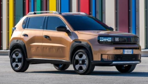 Fiat Grande Panda Hybrid już w polskich salonach. Ceną zamiesza na rynku