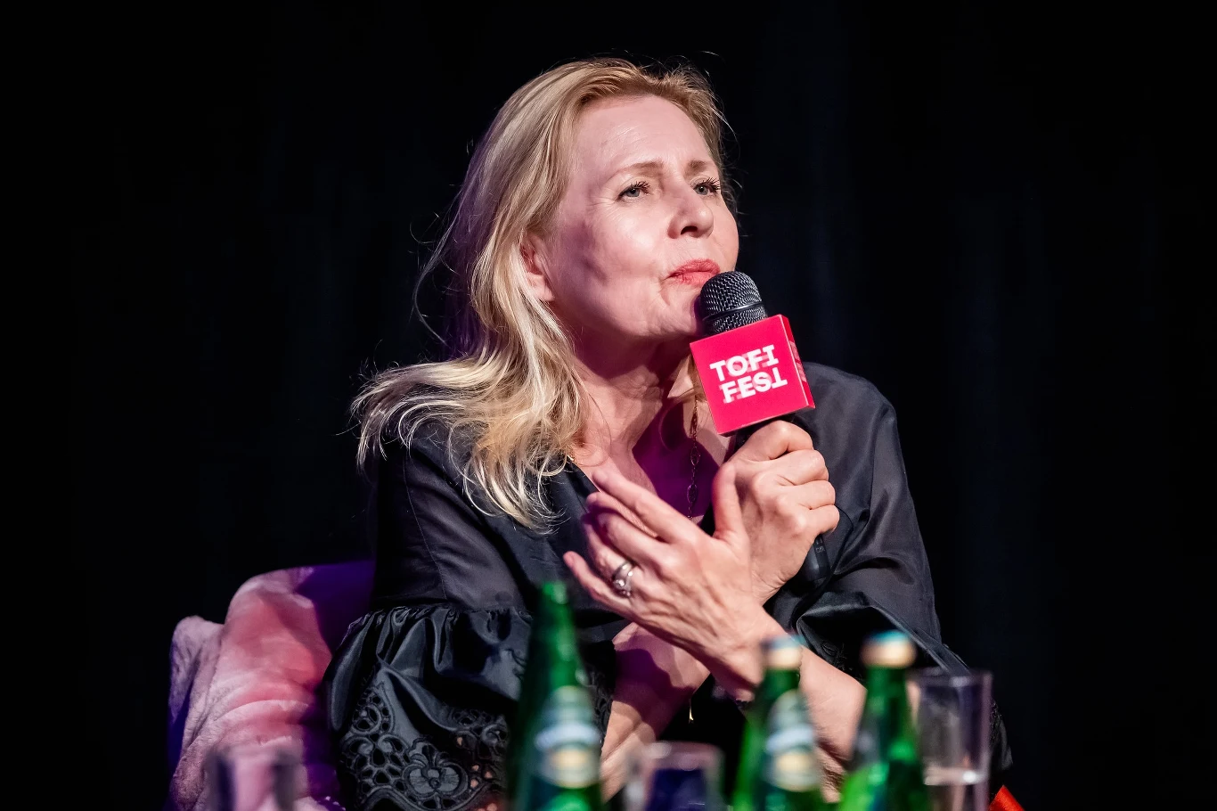 Grażyna Szapołowska na spotkaniu poświęconym pamięci Krzysztofa Kieślowskiego w Toruniu