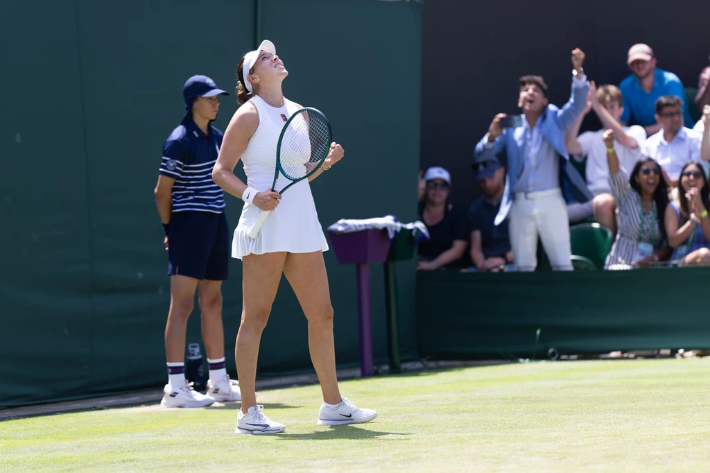 Amanda Anisimova rywalizowała z Dalmą Galfi o awans do czwartej rundy Wimbledonu