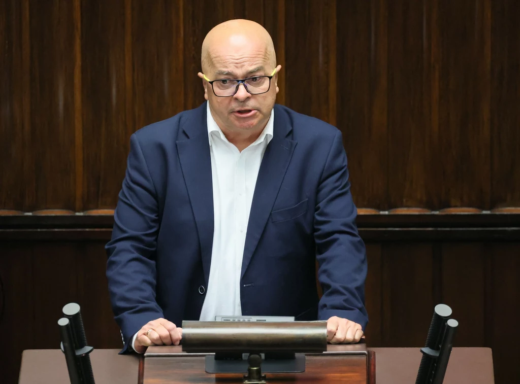Tomasz Zimoch skrytykował wizytę Szymona Hołowni u europosła PiS Adama Bielana Tomasz Zimoch skrytykował wizytę Szymona Hołowni u europosła PiS Adama Bielana