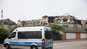 Część mieszkańców może wejść do spalonego bloku w Ząbkach