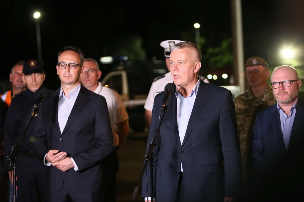 Ministrowie Dariusz Klimczak i Tomasz Siemoniak na pograniczu polsko-niemieckim Ministrowie Dariusz Klimczak i Tomasz Siemoniak na pograniczu polsko-niemieckim
