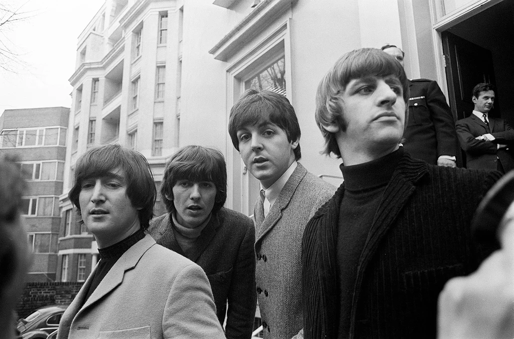 The Beatles w 1965 r. - pierwszy z prawej Ringo Starr