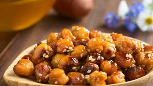 Sycąca i chrupiąca przekąska. Jedz, gdy bolą cię stawy