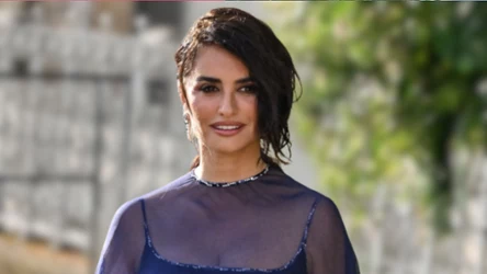 Kreacja godna księżniczki - Penelope Cruz brylowała na balu otwierającym Tydzień Haute Couture w Paryżu