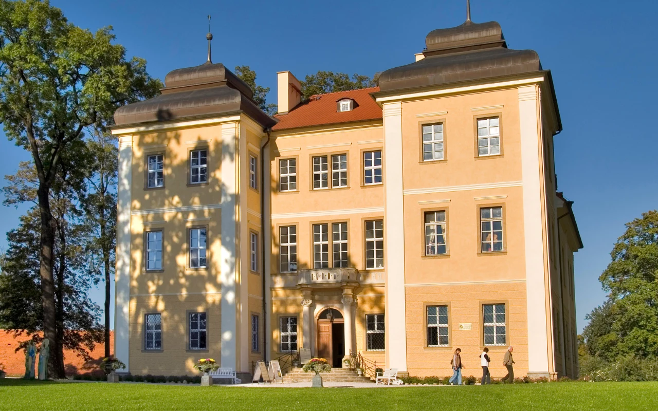 Pałac w Łomnicy