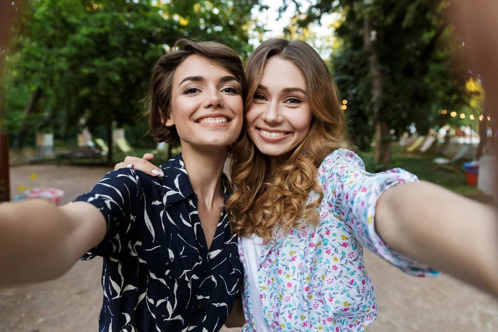 Gwiazdy wiedzą, kto wrzuca selfie, a kto cytaty. Sprawdź, jak działa twój znak zodiaku na Instagramie Gwiazdy wiedzą, kto wrzuca selfie, a kto cytaty. Sprawdź, jak działa twój znak zodiaku na Instagramie