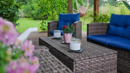 Meble ogrodowe narażone są na działanie różnych czynników atmosferycznych