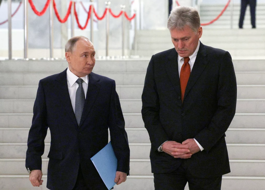 Władimir Putin oraz jego rzecznik Dmitrij Pieskow Władimir Putin oraz jego rzecznik Dmitrij Pieskow