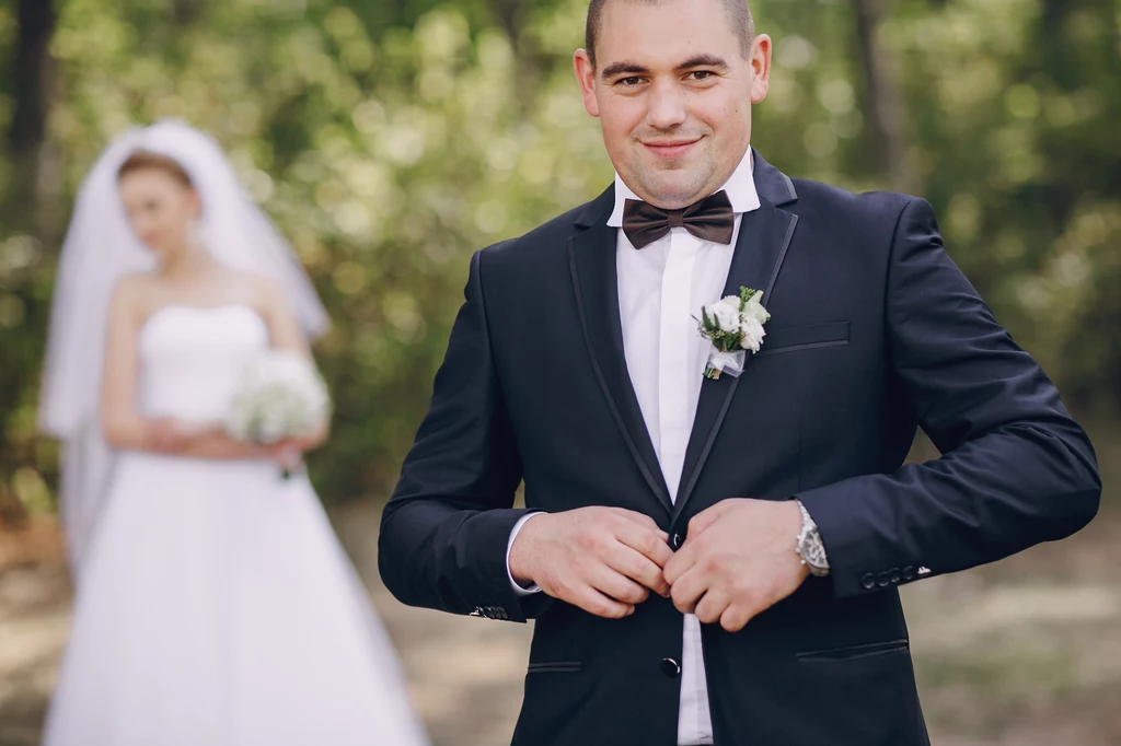 Na co zwrócić uwagę, wybierając garnitur na wesele? Na co zwrócić uwagę, wybierając garnitur na wesele?